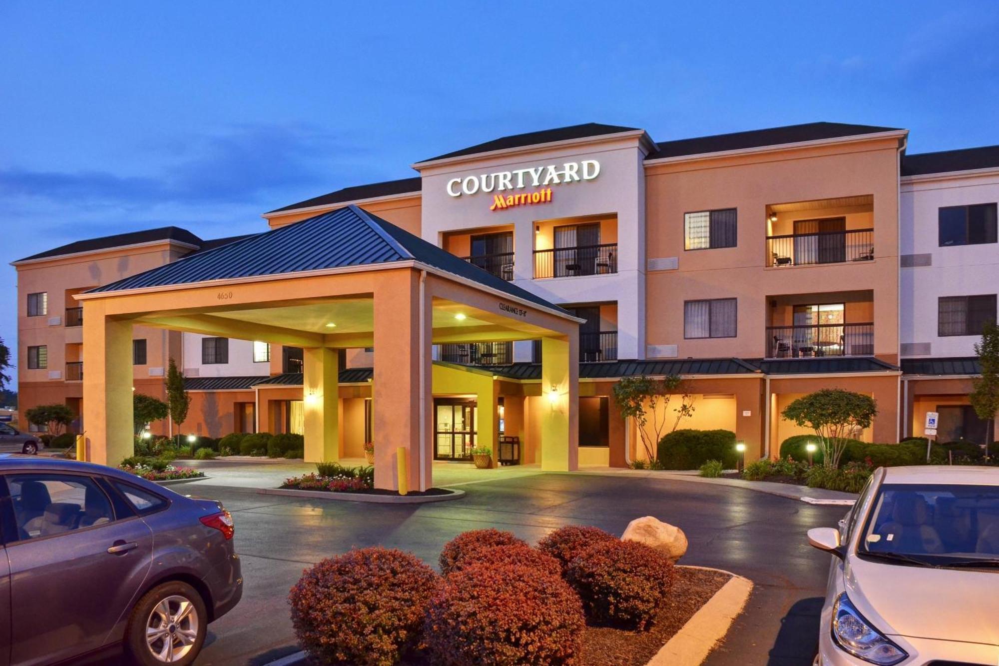 Готель Courtyard By Marriott Indianapolis South Екстер'єр фото